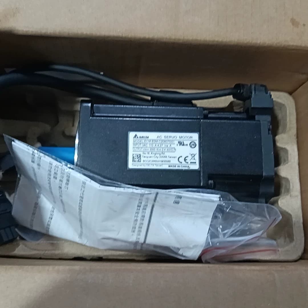 Convertisseur de fréquence Delta ECM-B3M-C20807SS1, 100% neuf, original et authentique, servomoteur d'entraînement