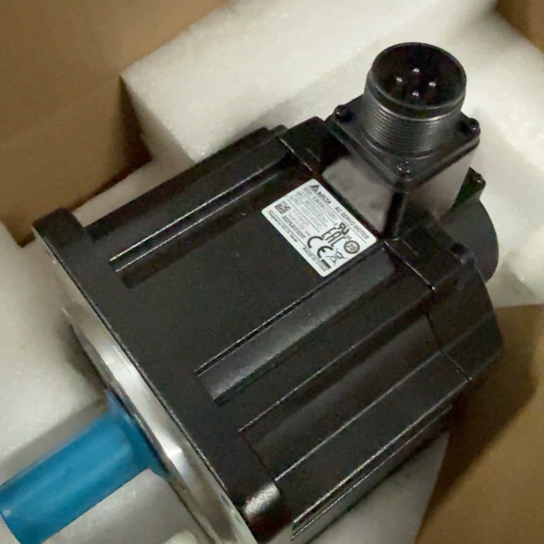 Convertisseur de fréquence Delta ECM-B3M-E21320RS1, 100% neuf, original et authentique, servomoteur d'entraînement