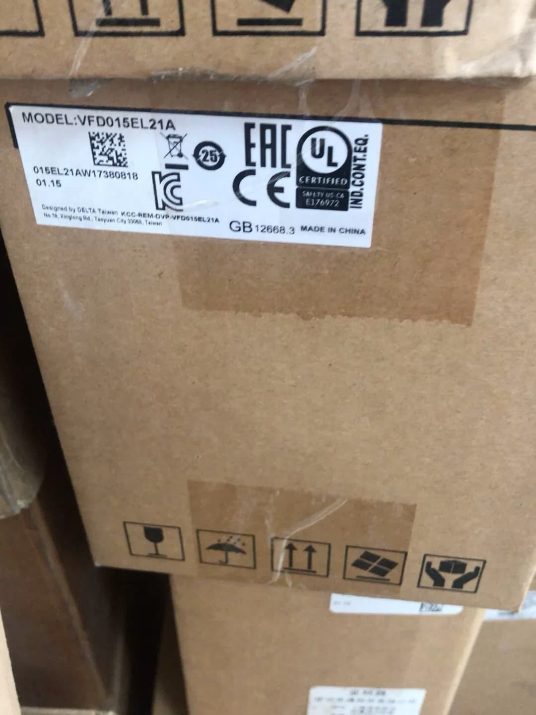 Convertisseur de fréquence Delta VFD015EL21A, 100% neuf, original et authentique, servomoteur d'entraînement