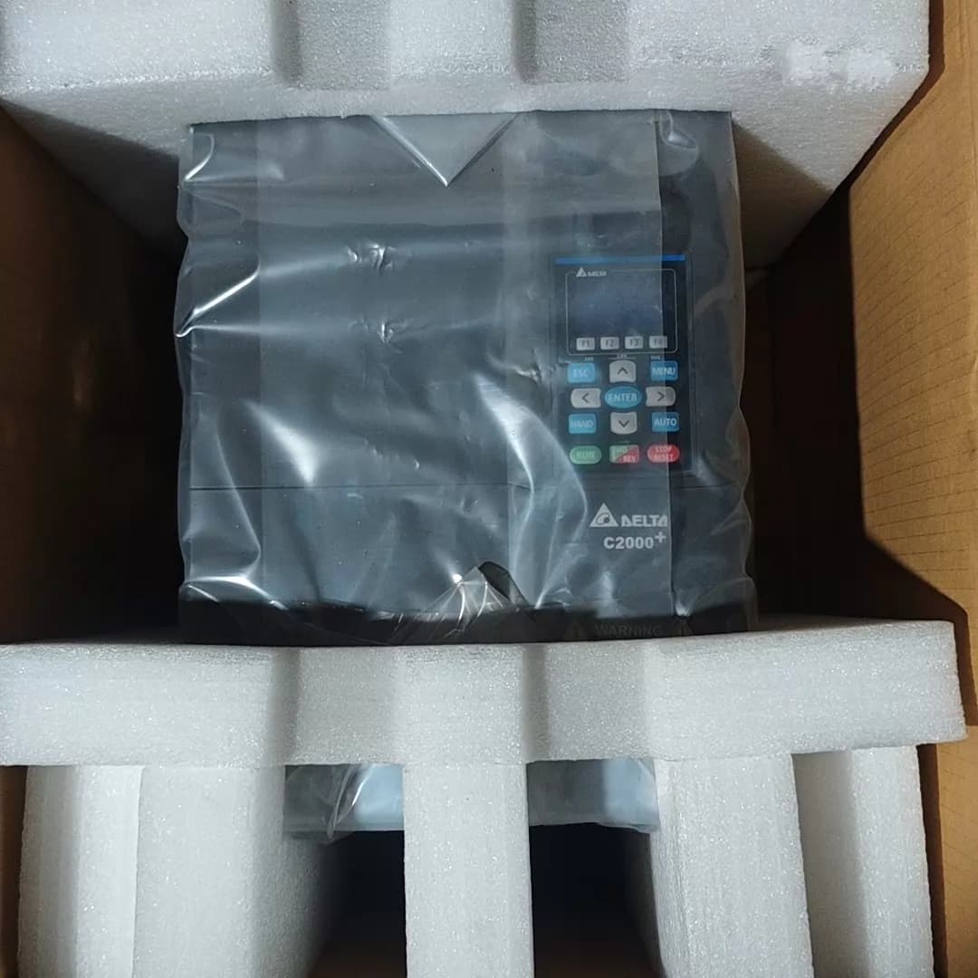 Convertisseur de fréquence Delta VFD370C43S-00, 100% neuf, original et authentique, servomoteur d'entraînement