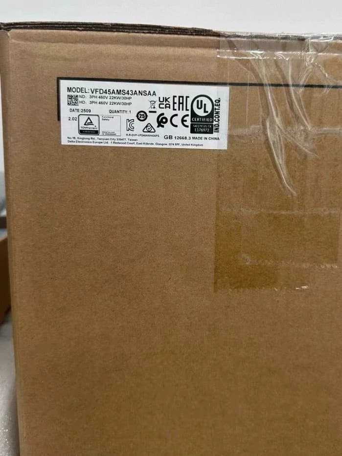100% tout nouveau original et authentique Delta VFD45AMS43ANSAA 380 V/22KW convertisseurs de fréquence servomoteur d'entraînement