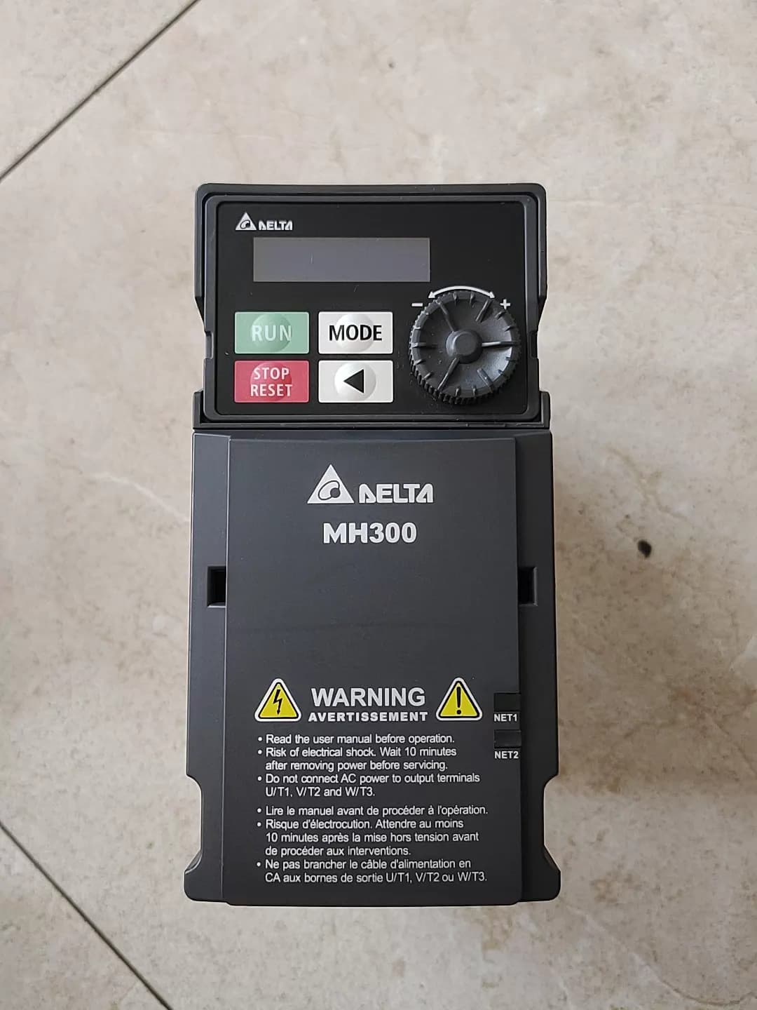 100% tout neuf original et authentique Delta VFD5A0MH21ANSAA 0.75KW 220V convertisseurs de fréquence entraînement servomoteur