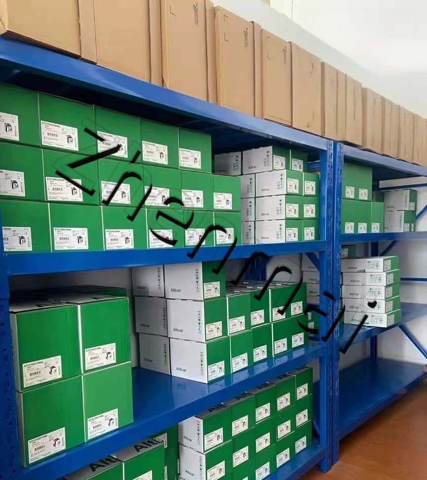 100% neuf, original et authentique Schneider TM218LDA40DRN Convertisseurs de fréquence, disjoncteurs, contacteurs, dispositifs de protection