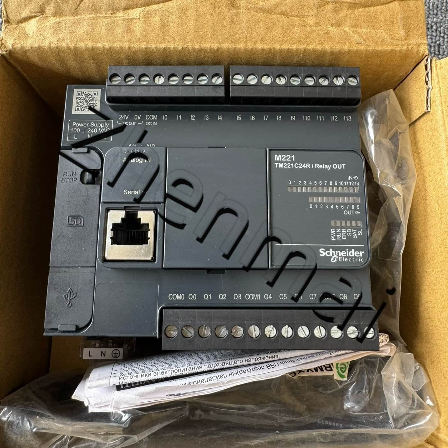 100% tout neuf, original et authentique Schneider TM221CE24R Convertisseurs de fréquence, disjoncteurs, contacteurs, dispositifs de protection