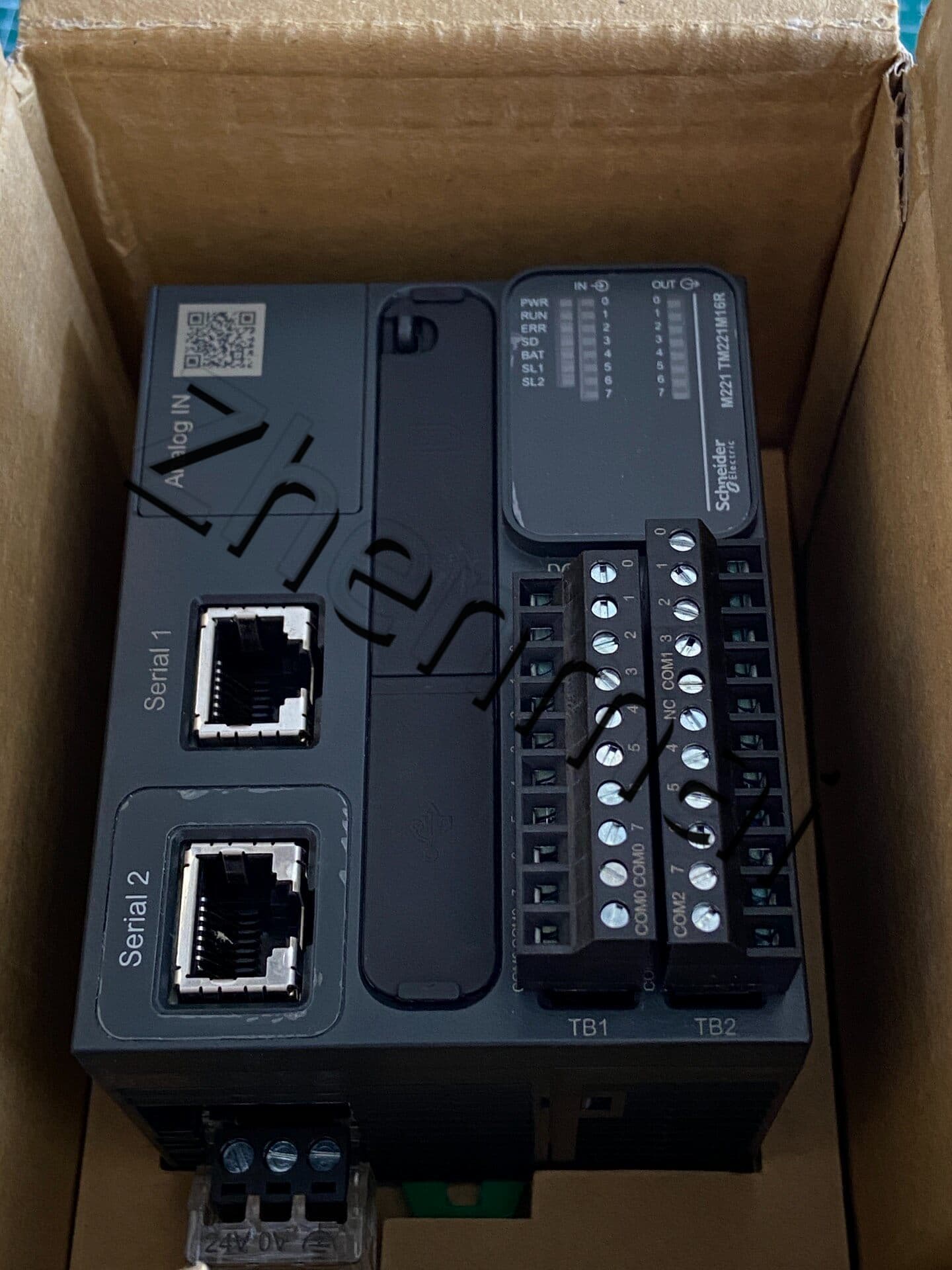 Convertisseurs de fréquence, disjoncteurs, contacteurs, dispositifs de protection Schneider TM221M16R, 100% neufs, originaux et authentiques