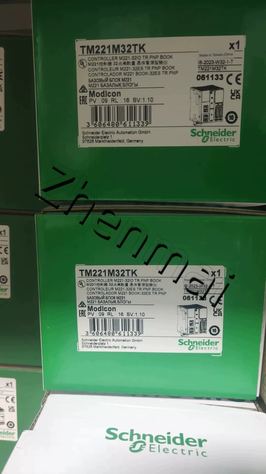 100% tout neuf, original et authentique Schneider TM221M32TK Convertisseurs de fréquence, disjoncteurs, contacteurs, dispositifs de protection