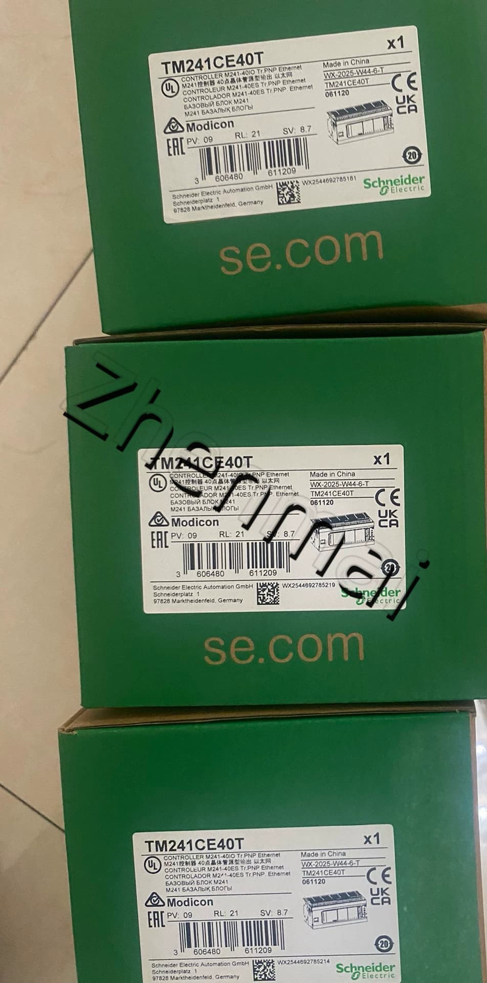 100% tout neuf, original et authentique Schneider TM241CE40T Convertisseurs de fréquence, disjoncteurs, contacteurs, dispositifs de protection