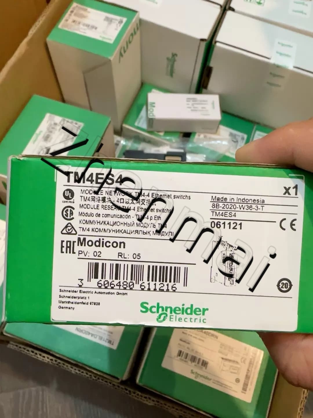 100% tout neuf, original et authentique Schneider TM4ES4 Convertisseurs de fréquence, disjoncteurs, contacteurs, dispositifs de protection