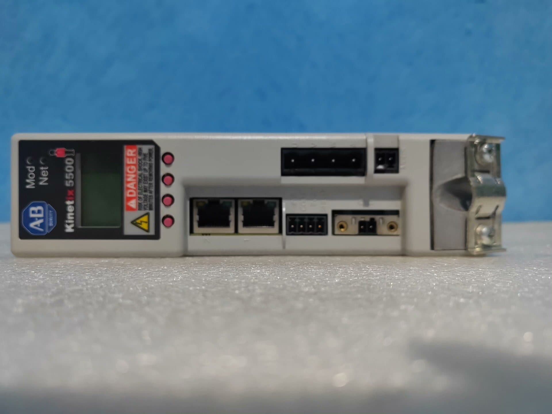 2198-H003-ERS servo Kinetix 5700, neuf et authentique