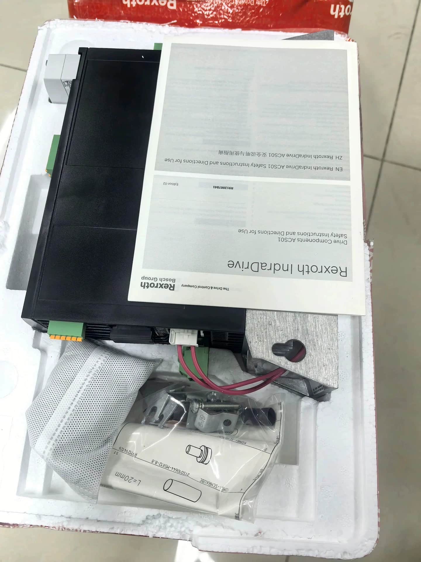 Tout nouveau servomoteur Bosch Rexroth d'origine ACS01.1E-W0018-A-03-B-ET-EC-NN-NN-NN-FW servomoteur expédition rapide