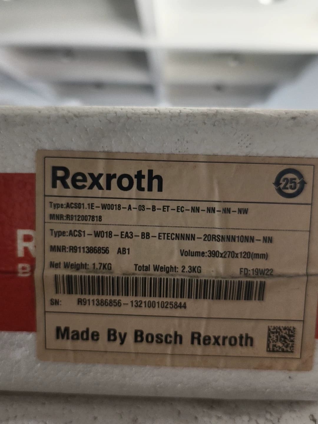 Tout nouveau servomoteur Bosch Rexroth d'origine ACS1-WO18-EA3-BB-ETECNNNN-20RSNNN10NN-NN servomoteur expédition rapide