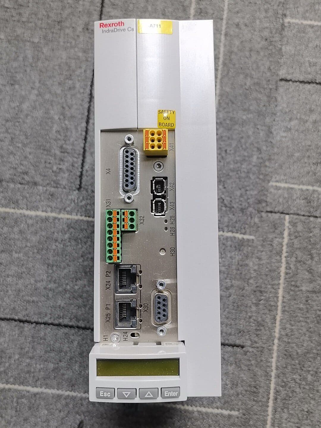 Tout nouveau servomoteur Bosch Rexroth d'origine HCS01.1E-W0018-A-03-B-ET-EC-EP-S4-NN-FW servomoteur expédition rapide