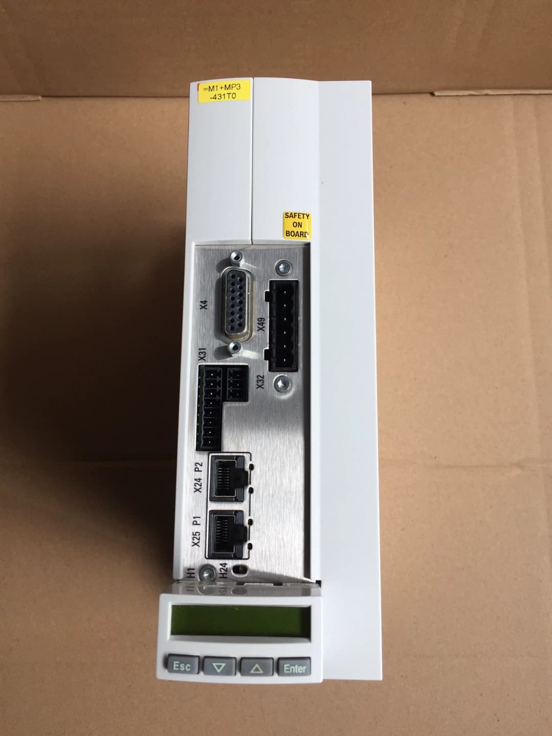 Tout nouveau servomoteur Bosch Rexroth d'origine HCS01.1E-W0028-A-03-B-ET-EC-NN-L4-NN-FW servomoteur expédition rapide