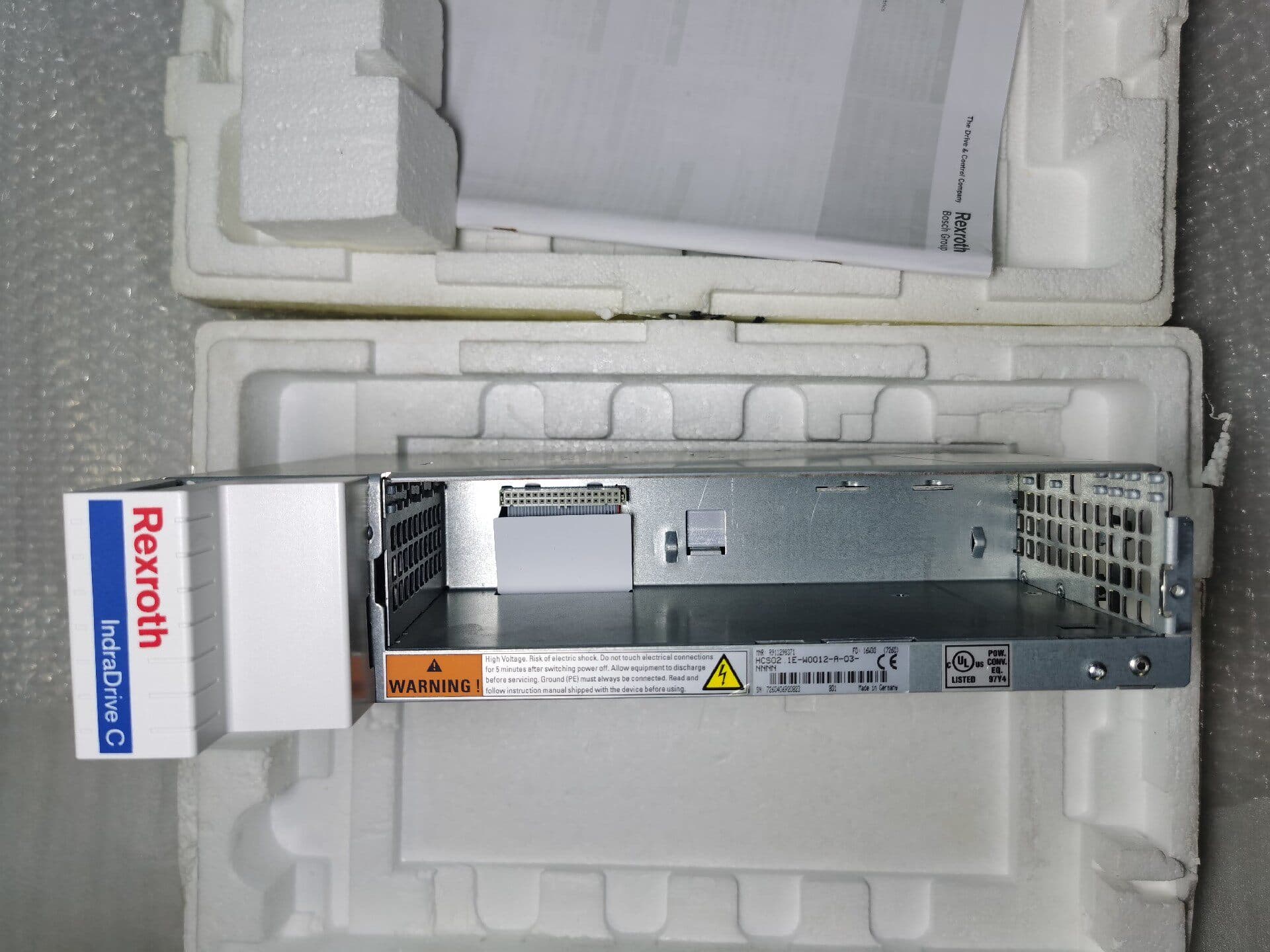 Tout nouveau servomoteur Bosch Rexroth d'origine HCS02.1E-W0012-A-03-NNNN R911298371 servomoteur expédition rapide