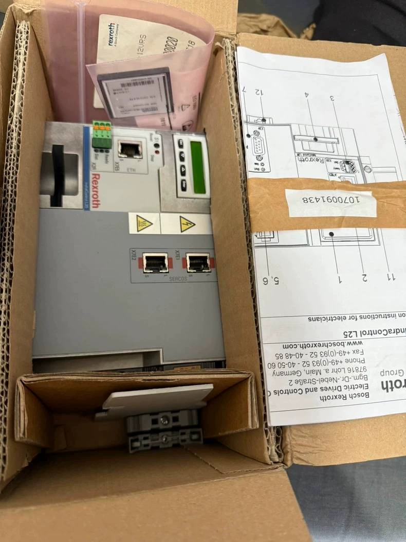 Tout nouveau servomoteur d'origine Bosch Rexroth PLC contrôleur PLC mobile CML25.1-3N-400-NNC1-NW servomoteur expédition rapide