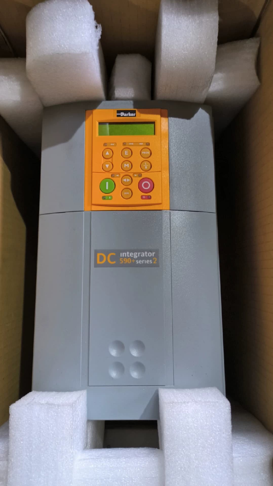 Tout nouveau servomoteur d'origine Parker 591P-53311020-P00-U4A0, entraînements à fréquence variable, contrôleurs de servomoteurs, expédition rapide