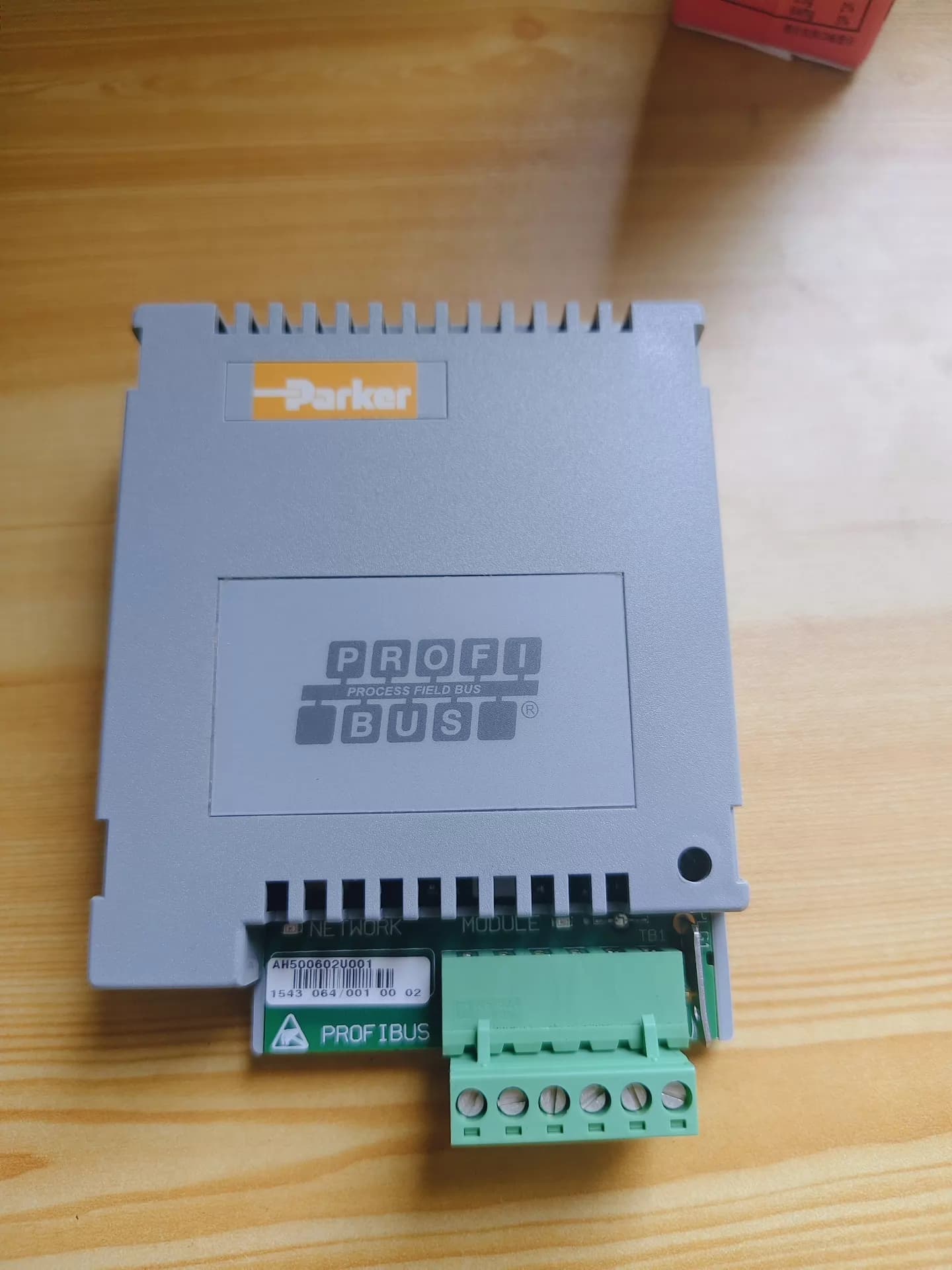 Tout nouveau servomoteur d'origine Parker 6055-PROF-00, variateurs de fréquence, contrôleurs de servomoteurs, expédition rapide