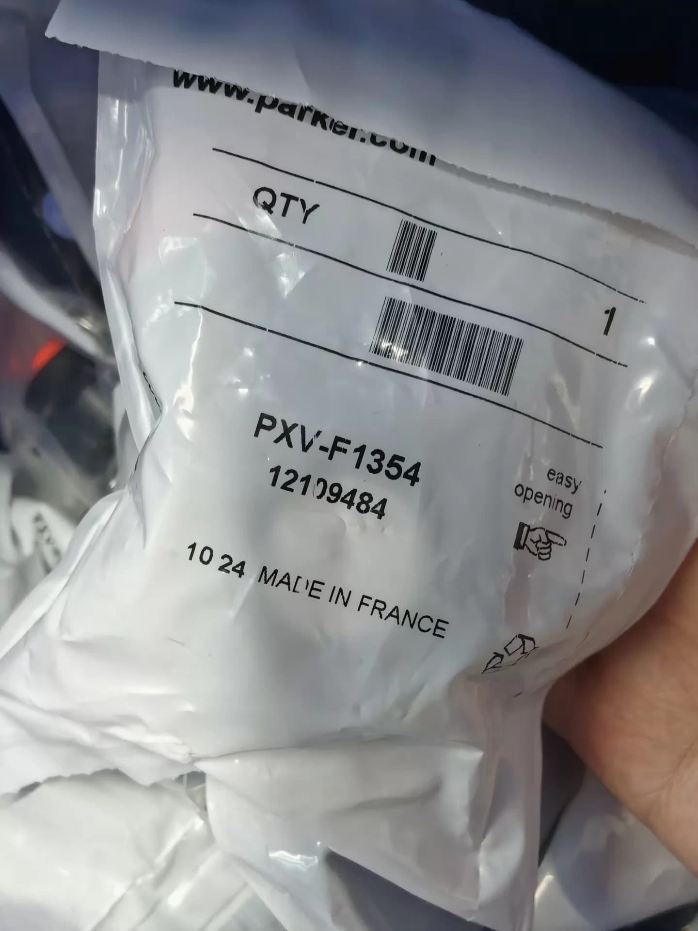 Parker – servomoteurs originaux 6PXV-F1354, variateurs de fréquence, contrôleurs de servomoteurs, expédition rapide