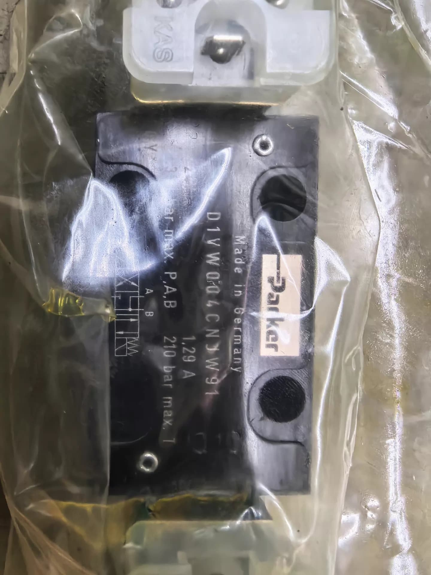 Tout nouveau Original Parker D1VW004CNJW91 servomoteurs variateurs de fréquence servomoteurs contrôleurs expédition rapide