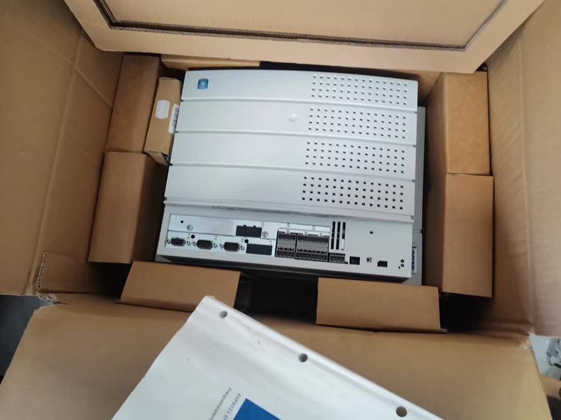 Véritable nouveau module d'E/S industriel Lenze E94AMSE0134 FedEx DHL expédition rapide